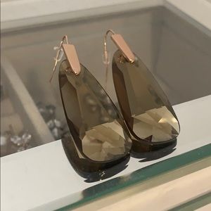 New Kendra Scott Earrings - never worn!